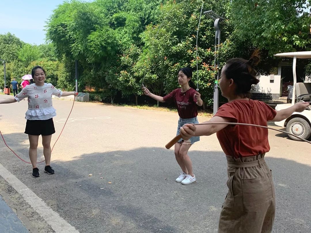 凯时娱乐团建 | 打卡后官湖湿地公园，顶住高温出来烧烤的都是真爱呀~